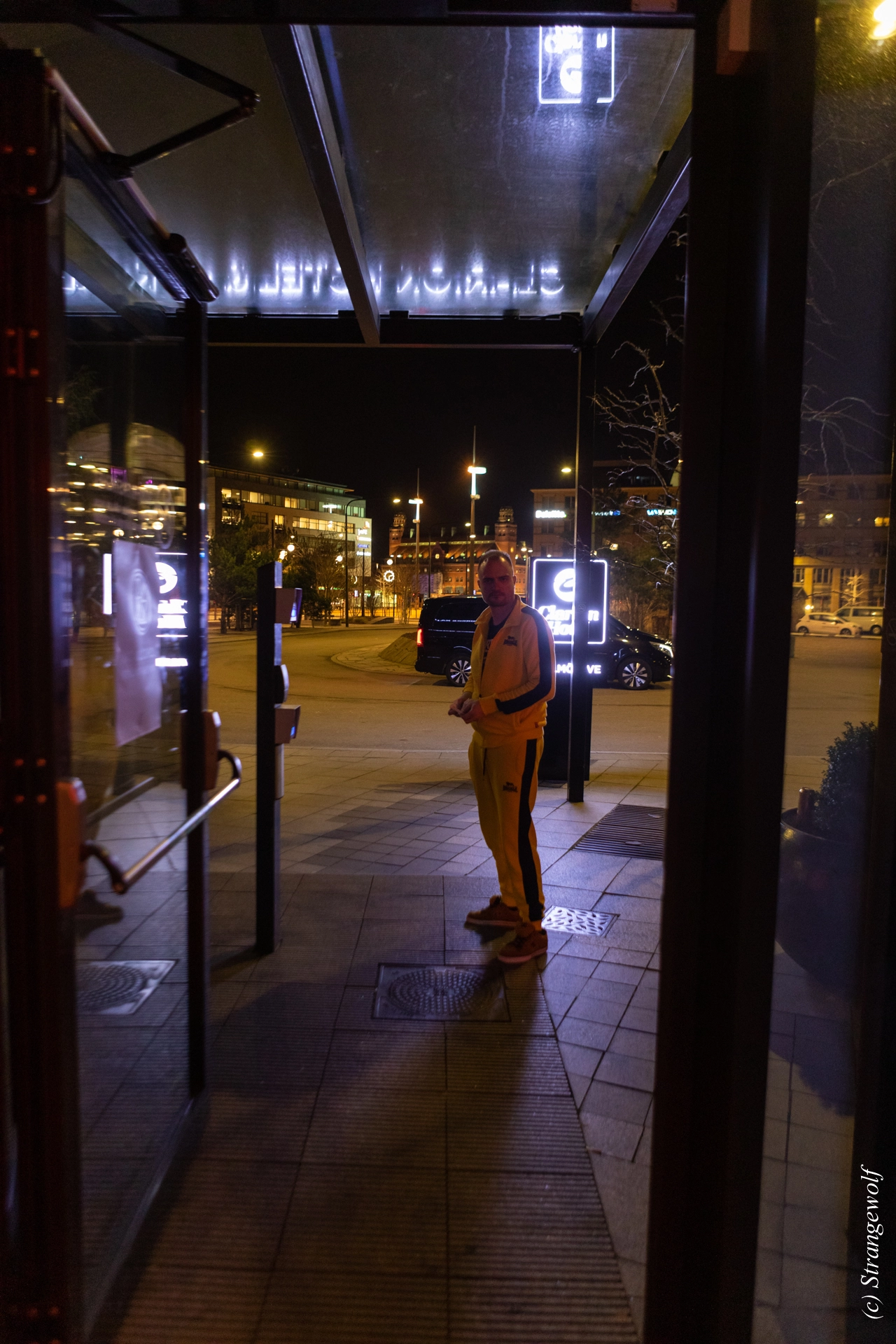 full image 1R3A9006-lr19t.jpg