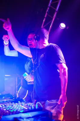 IMG_6731-lr19t.jpg of EF/EF23/