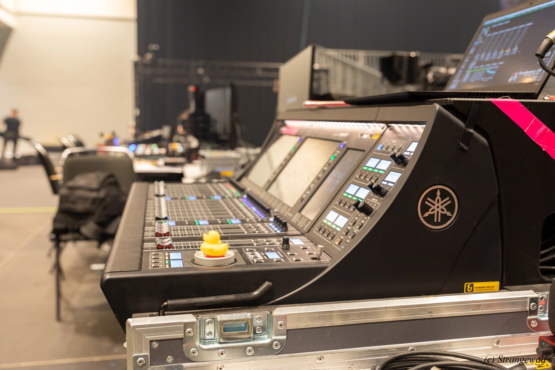 full image 1R3A9647-lr19t.jpg