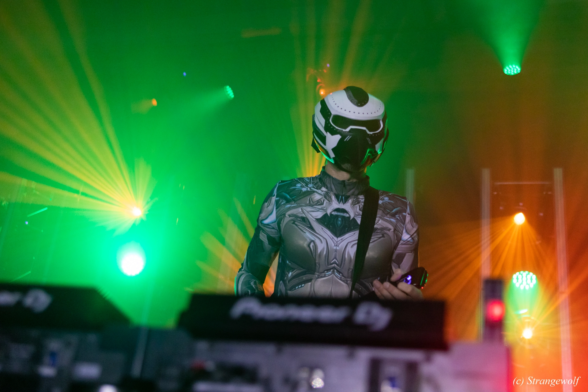 full image 1R3A4654-lr19t.jpg