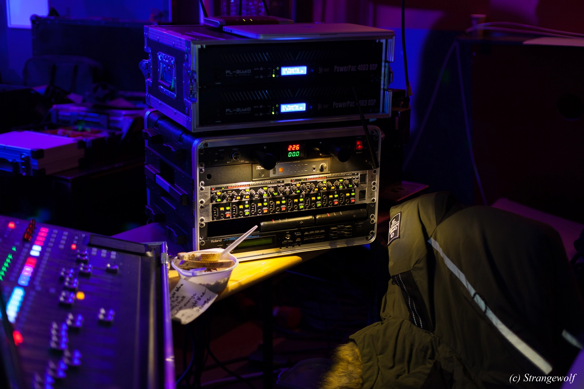 full image IMG_1214-lr19t.jpg