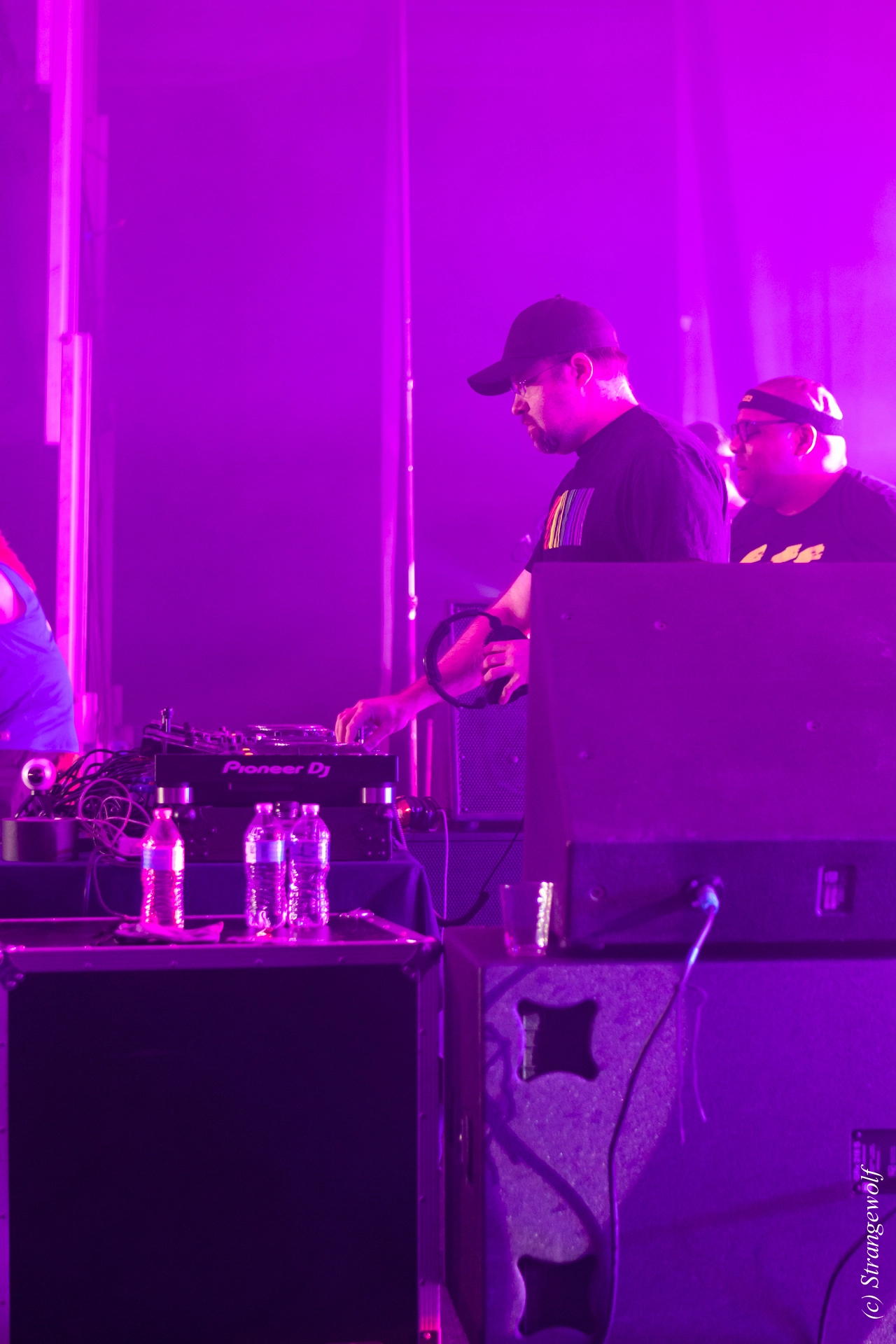 full image 1R3A5144-lr19t.jpg