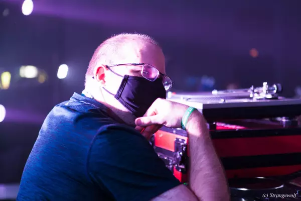IMG_2668-lr19t.jpg of MFF/MFF2021/Dances/