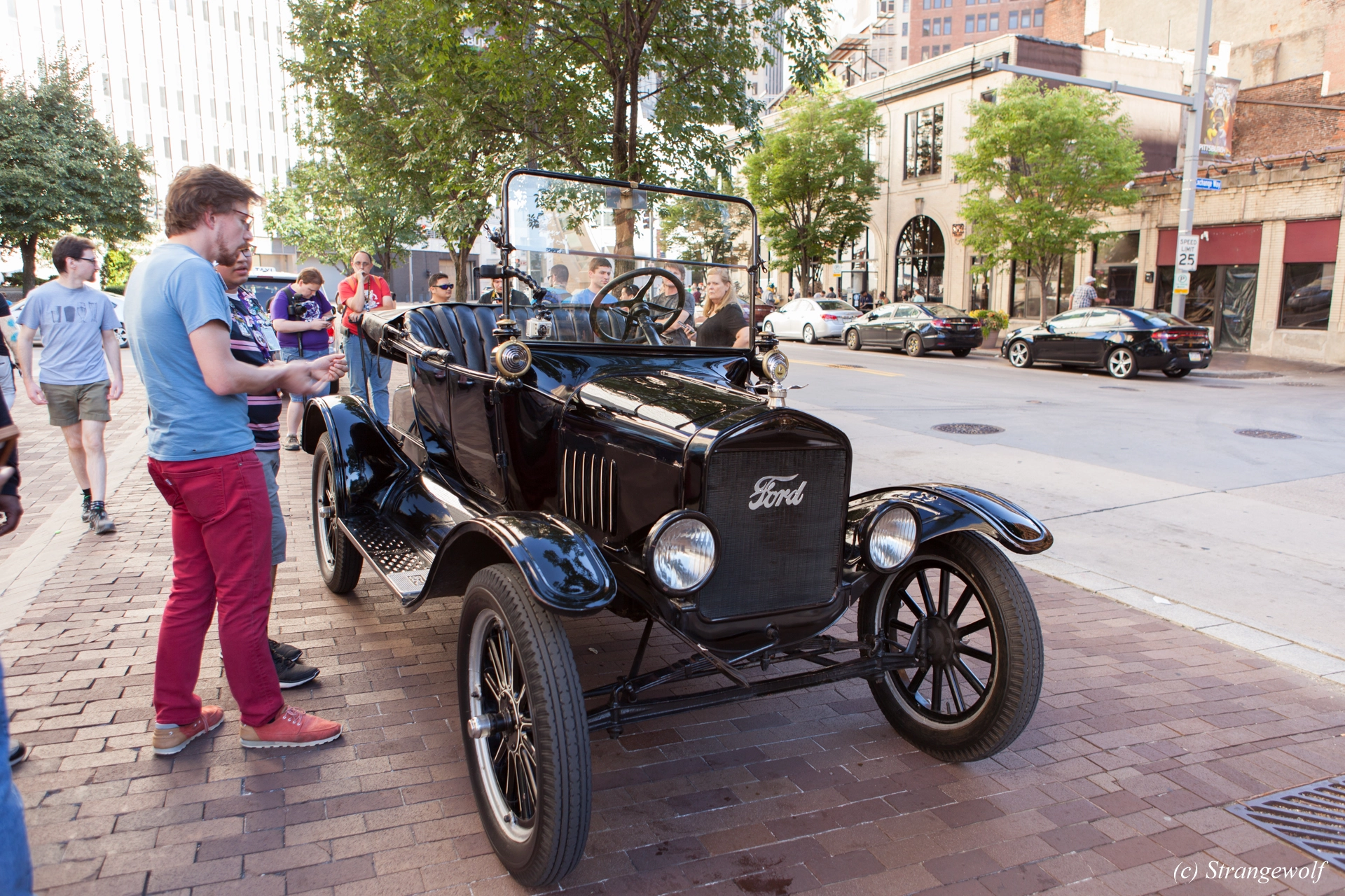 full image IMG_4390-lr19t.jpg