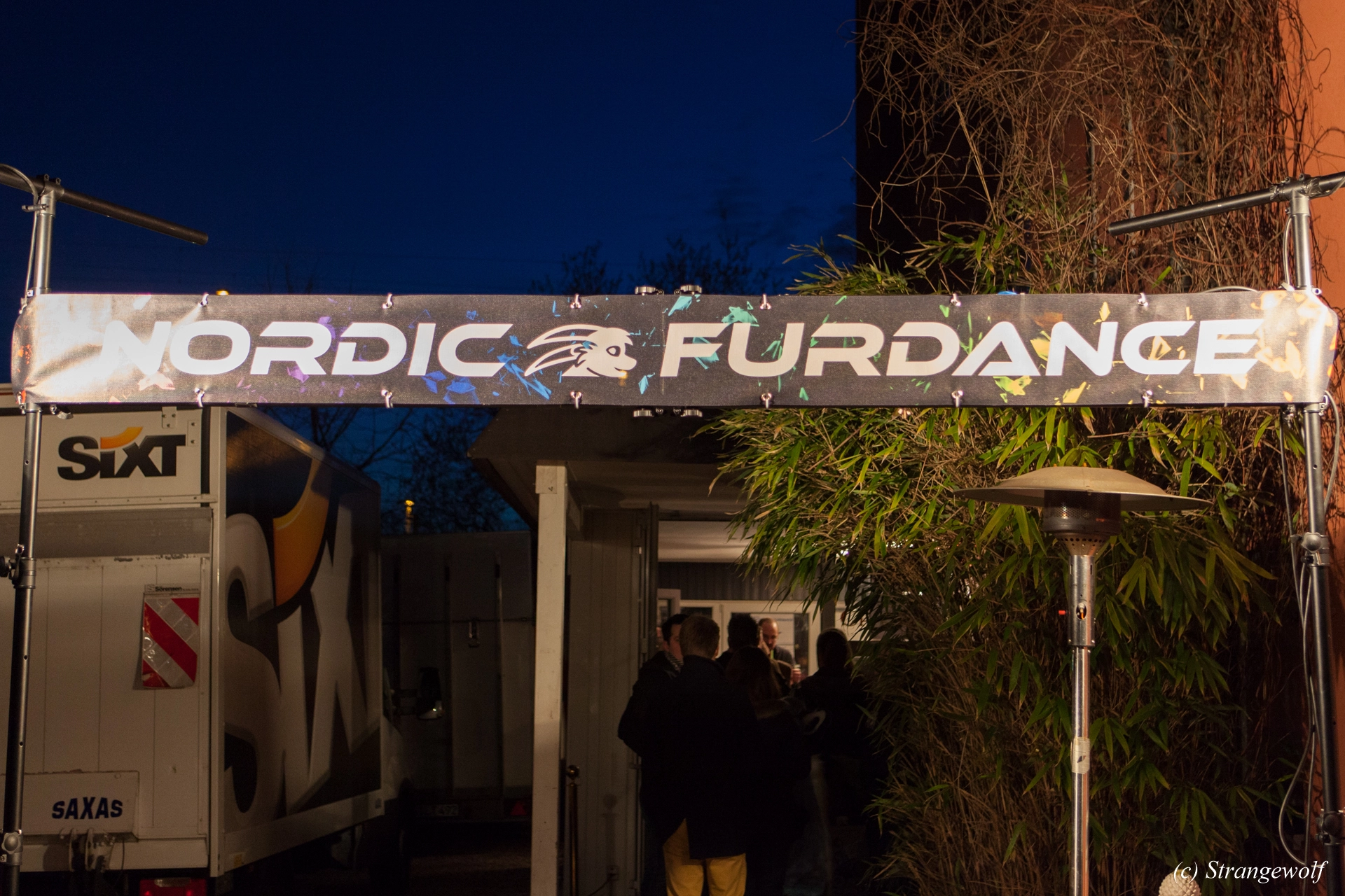 full image IMG_0697-lr19t.jpg