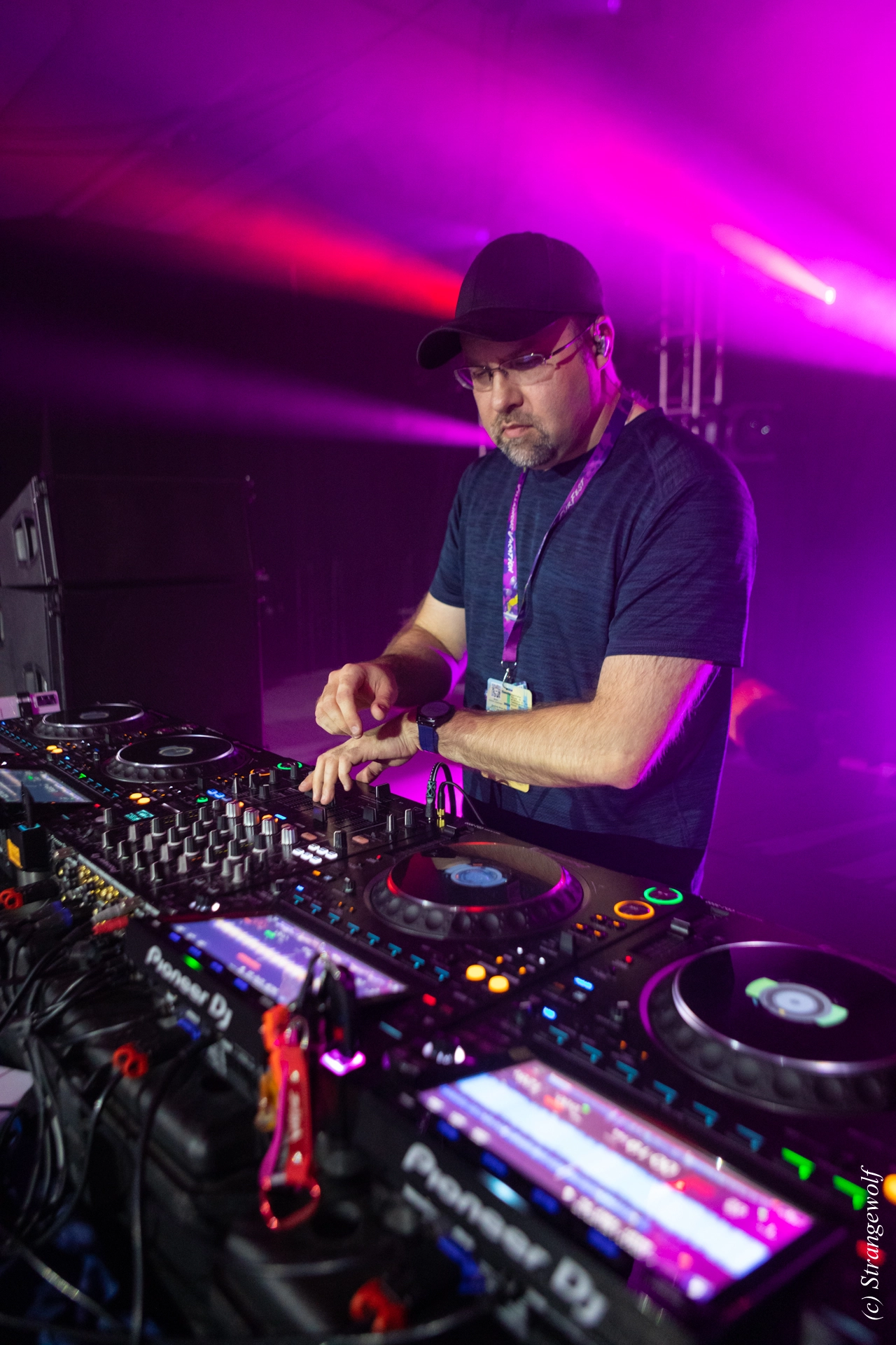 full image 1R3A0874-lr19t.jpg