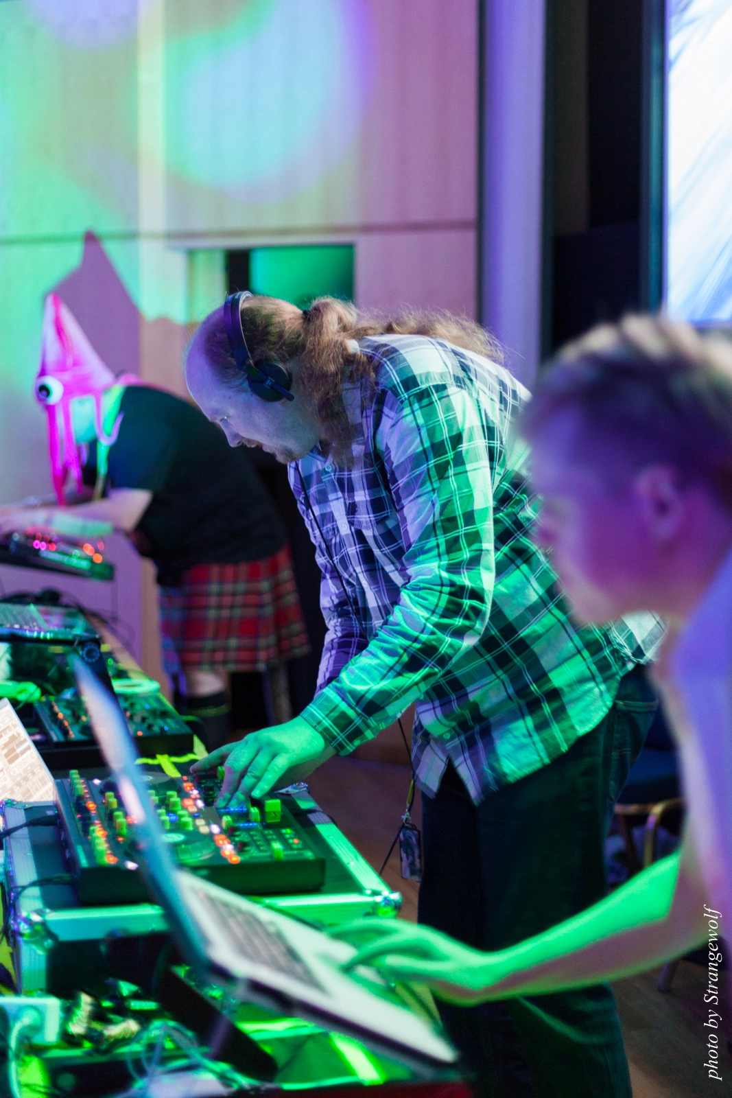 full image IMG_2198-lr16t.jpg