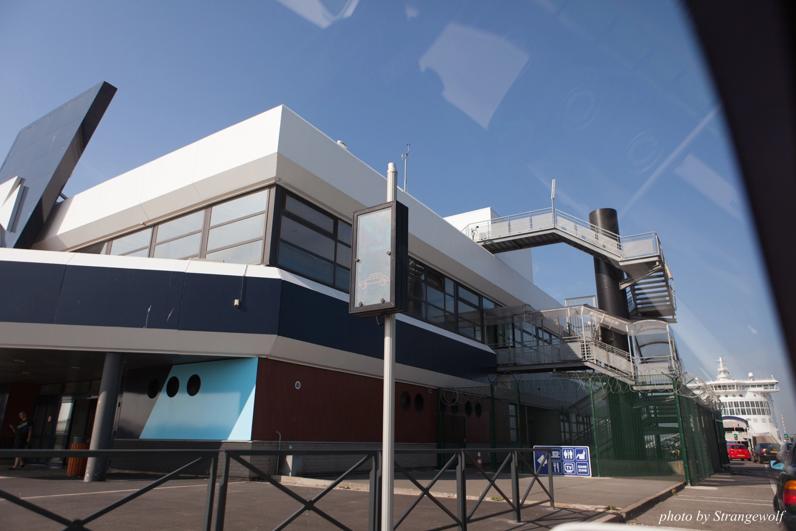 full image IMG_7103-lr16t.jpg