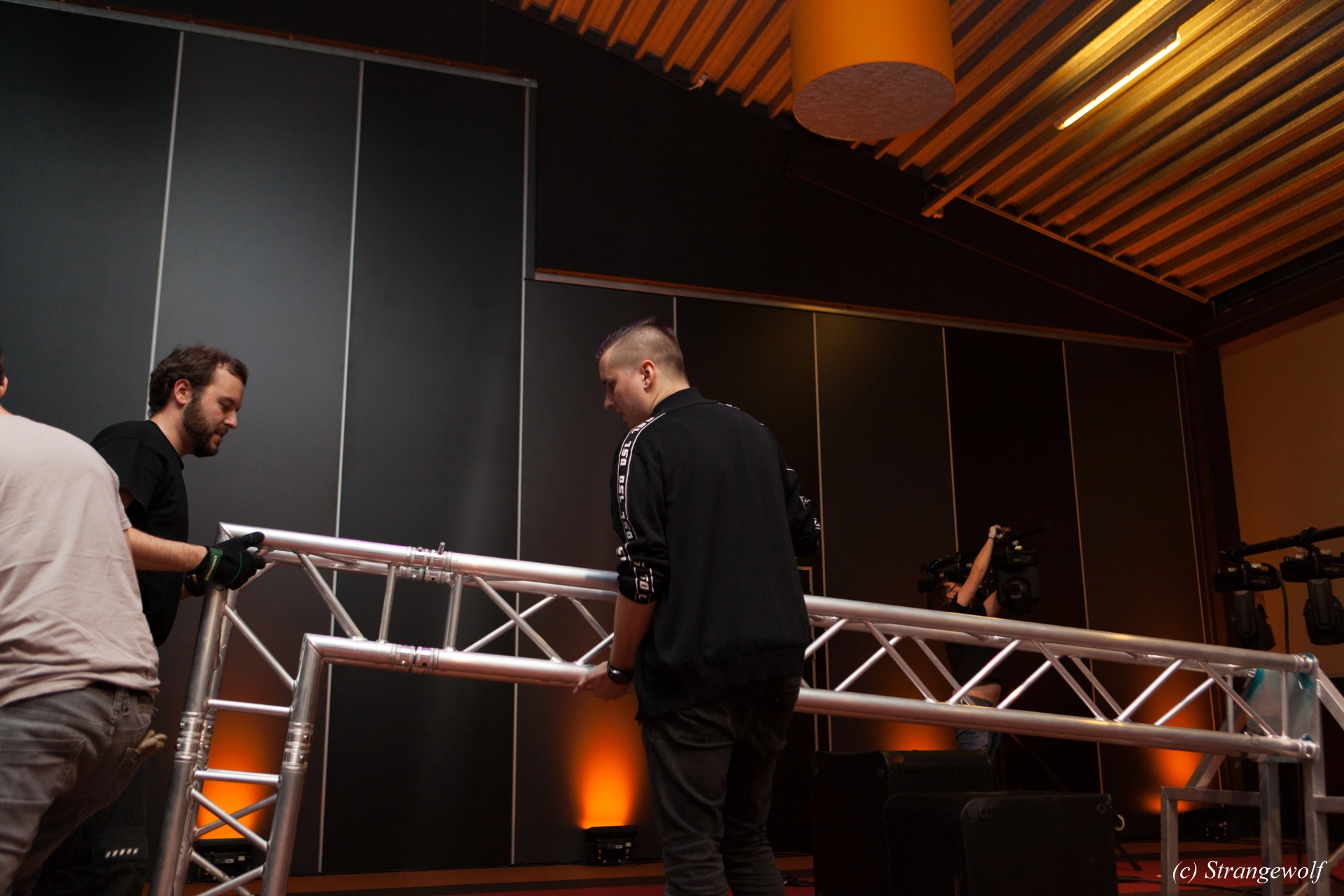 full image IMG_6803-lr19t.jpg