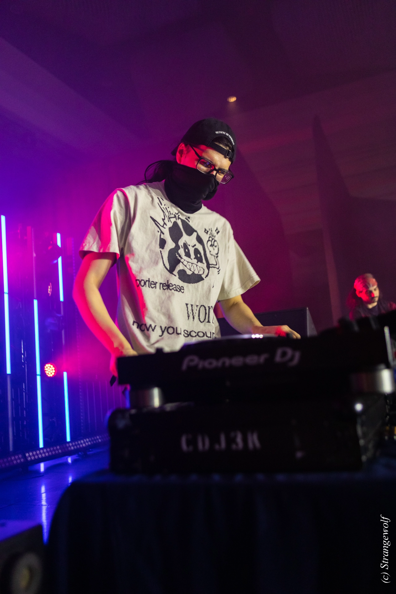 full image 1R3A4895-lr19t.jpg