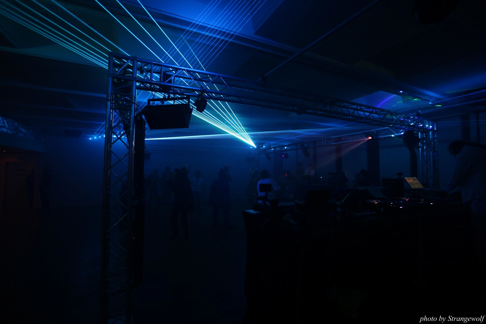 full image IMG_7672-lr16t.jpg