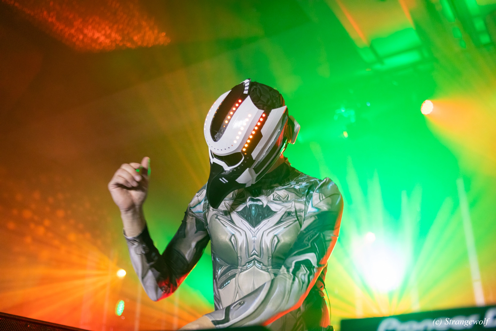 full image 1R3A4703-lr19t.jpg