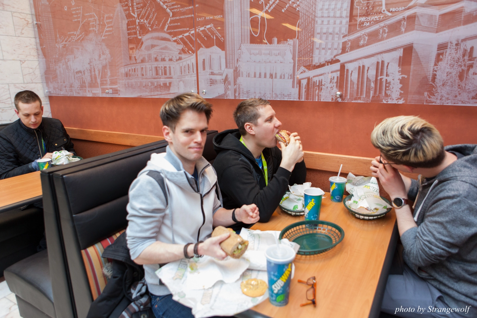 full image IMG_1526-lr16t.jpg