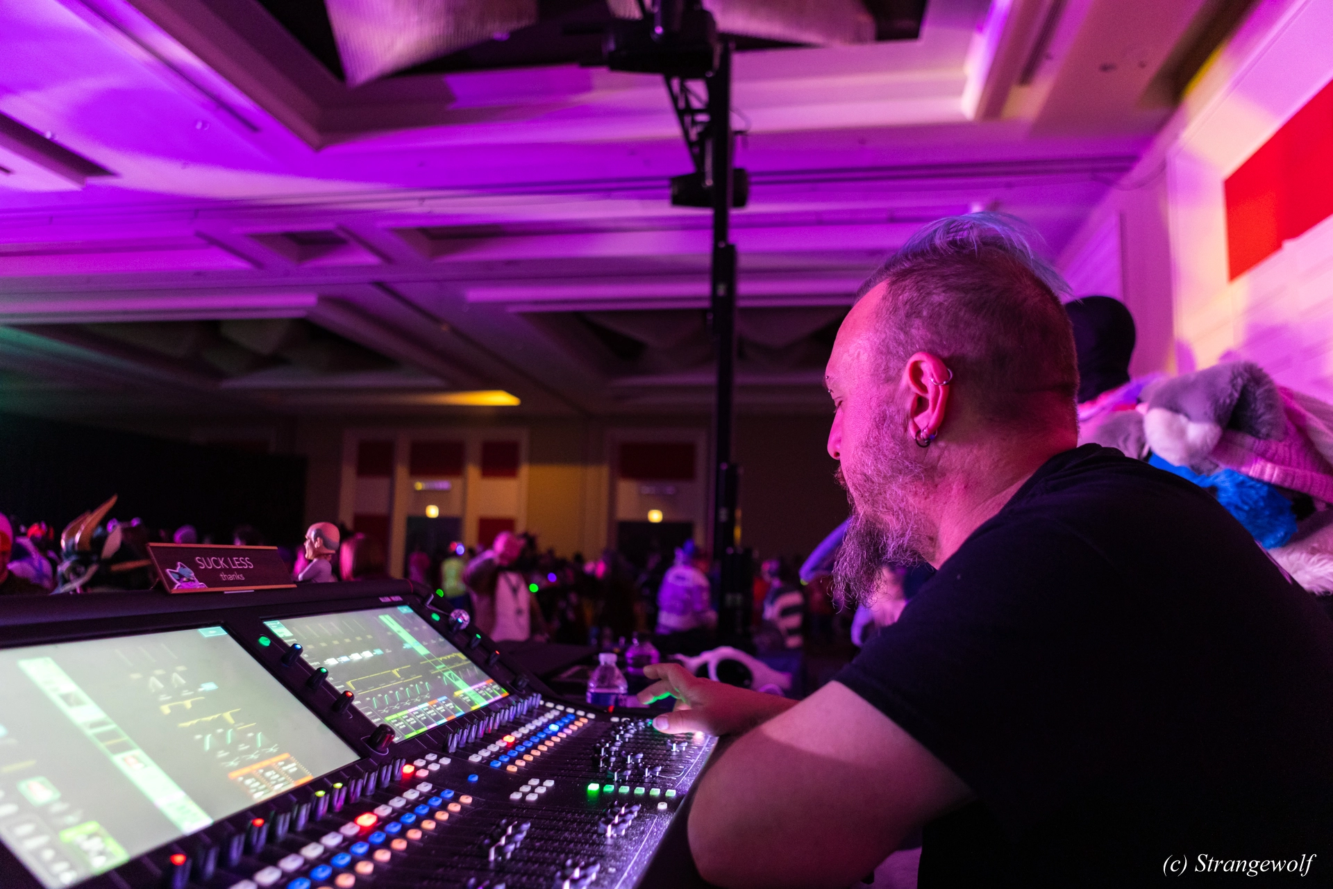 full image 1R3A4983-lr19t.jpg