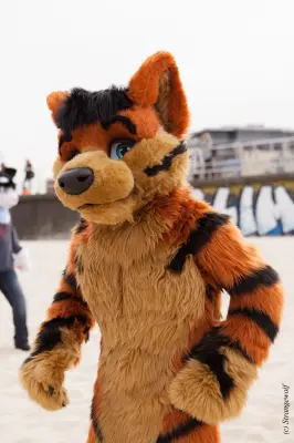 IMG_4435-lr19t.jpg of HCFC/HCFC2019/