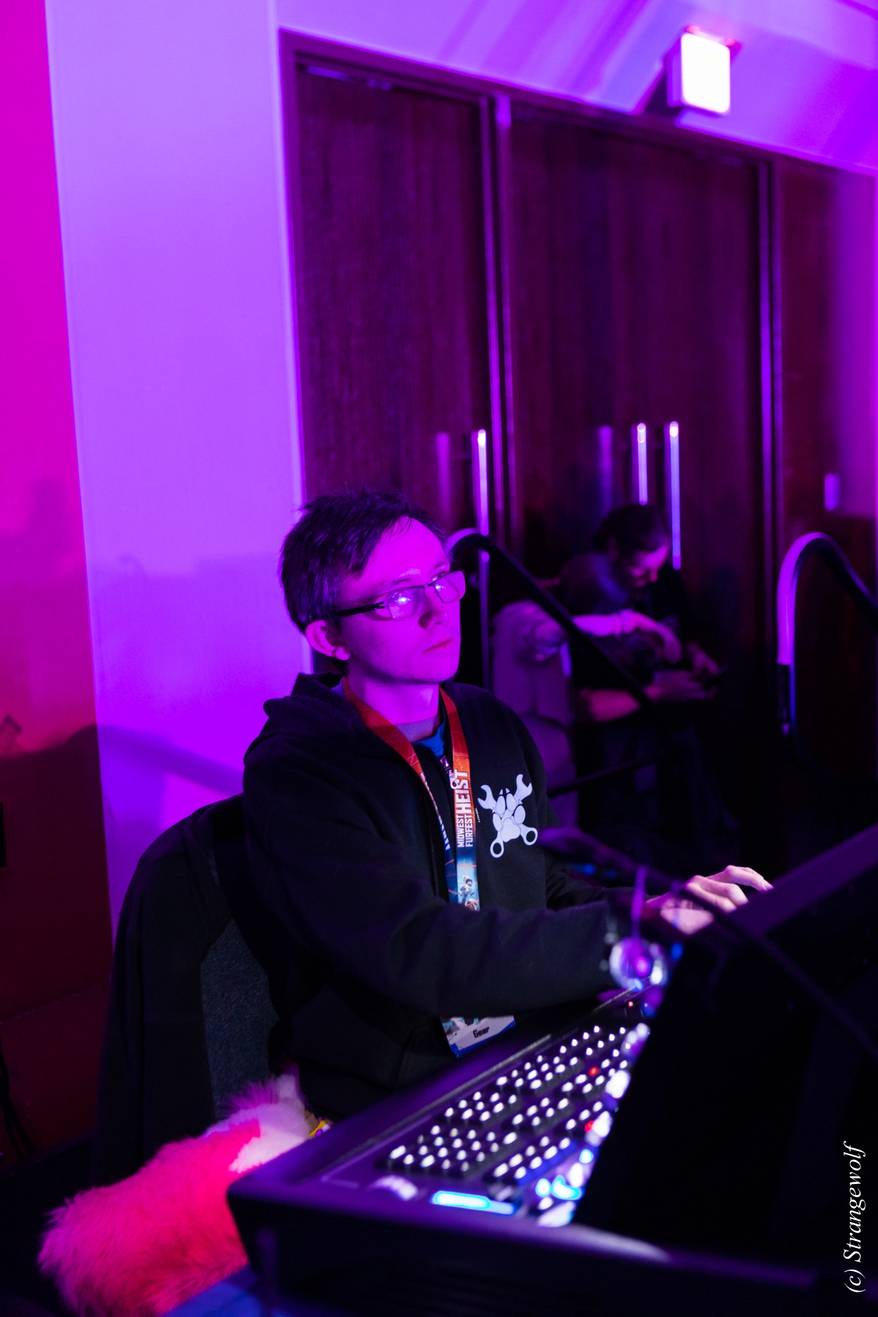 full image 1R3A4956-lr19t.jpg