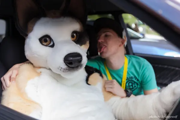 IMG_6855-lr19t.jpg of EF/EF23/MotorFurs/