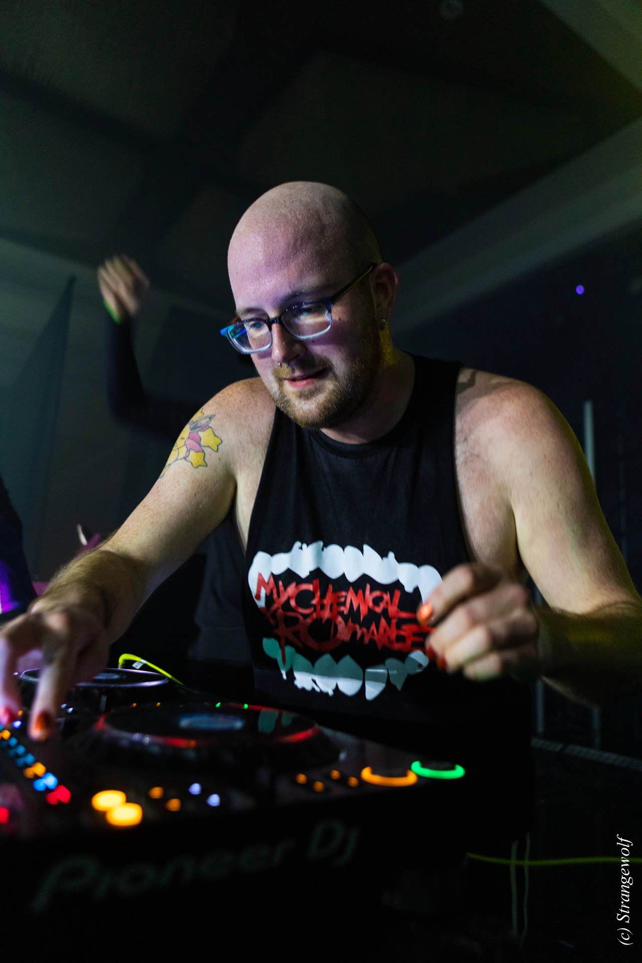 full image 1R3A6974-lr19t.jpg