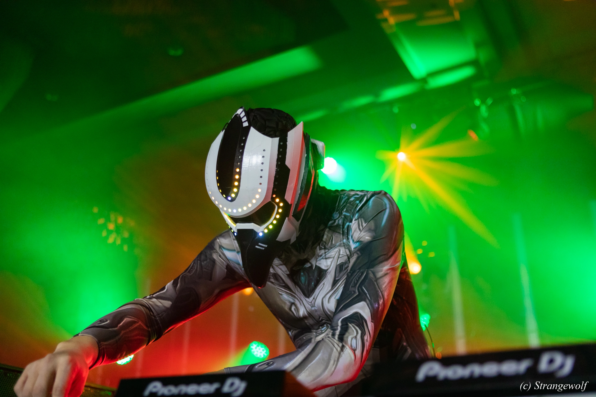 full image 1R3A4709-lr19t.jpg