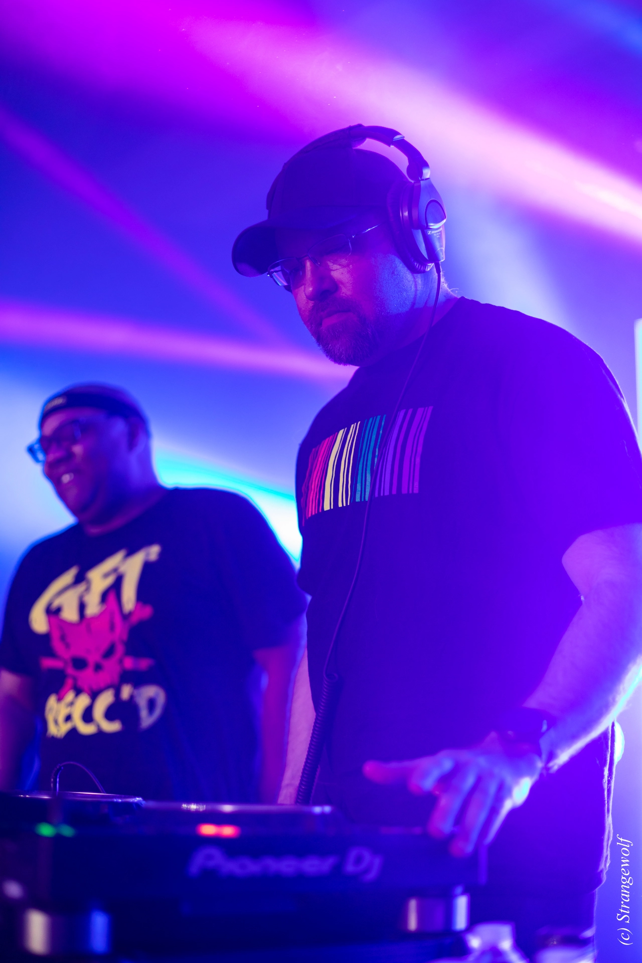 full image 1R3A5516-lr19t.jpg