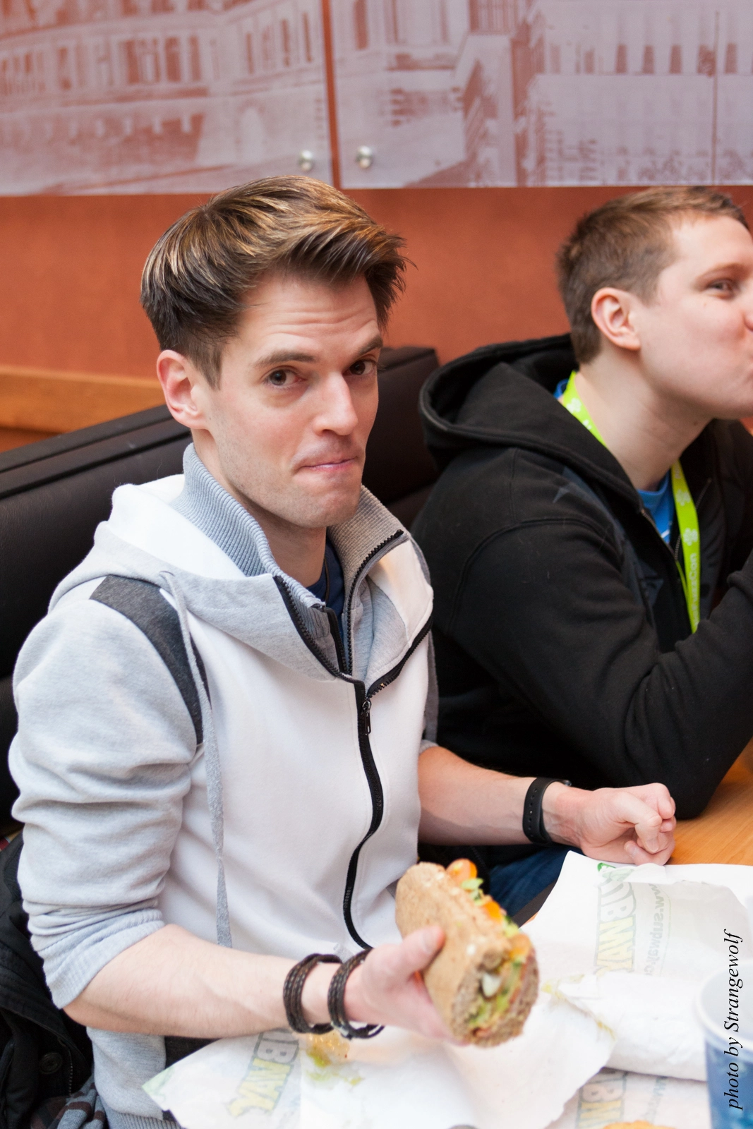 full image IMG_1527-lr16t.jpg