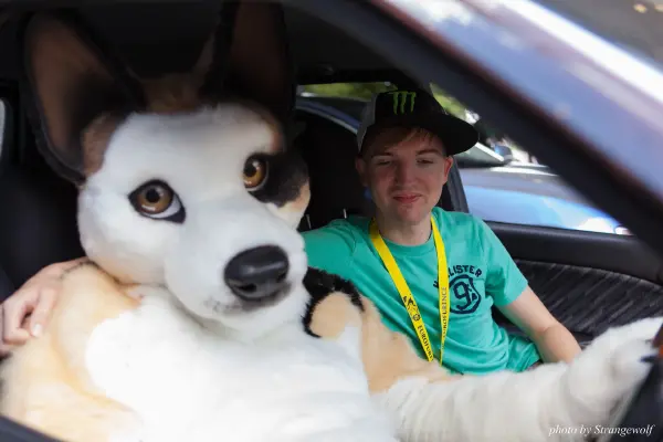 IMG_6857-lr19t.jpg of EF/EF23/MotorFurs/