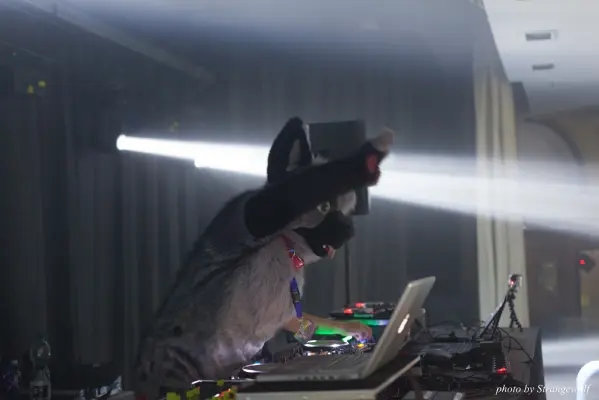 IMG_8650-lr16t.jpg of CFD/CFD16/