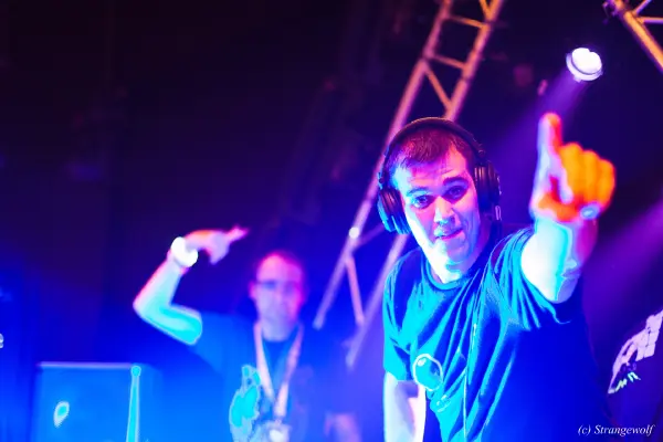 IMG_6706-lr19t.jpg of EF/EF23/