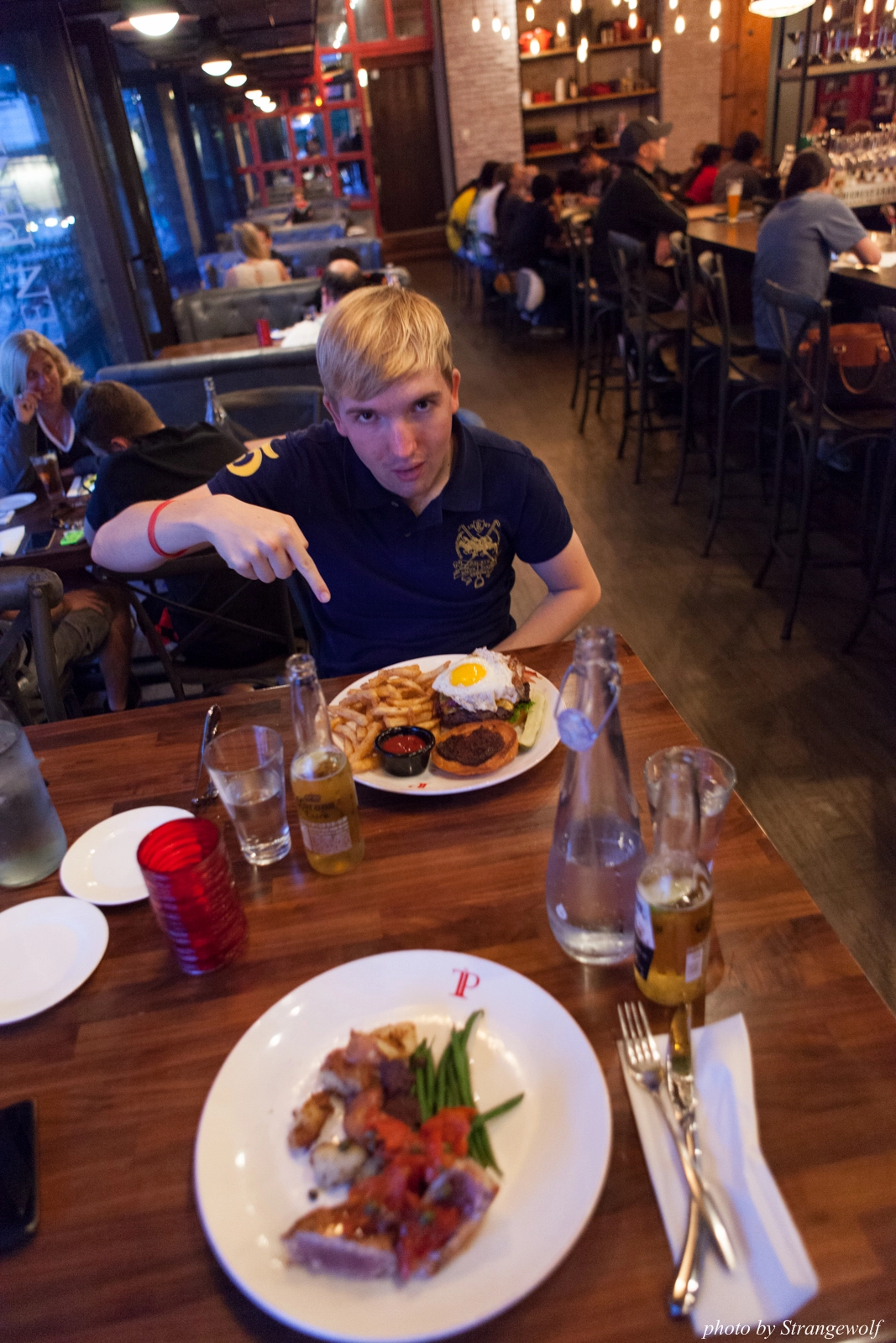 full image IMG_0784-lr16t.jpg