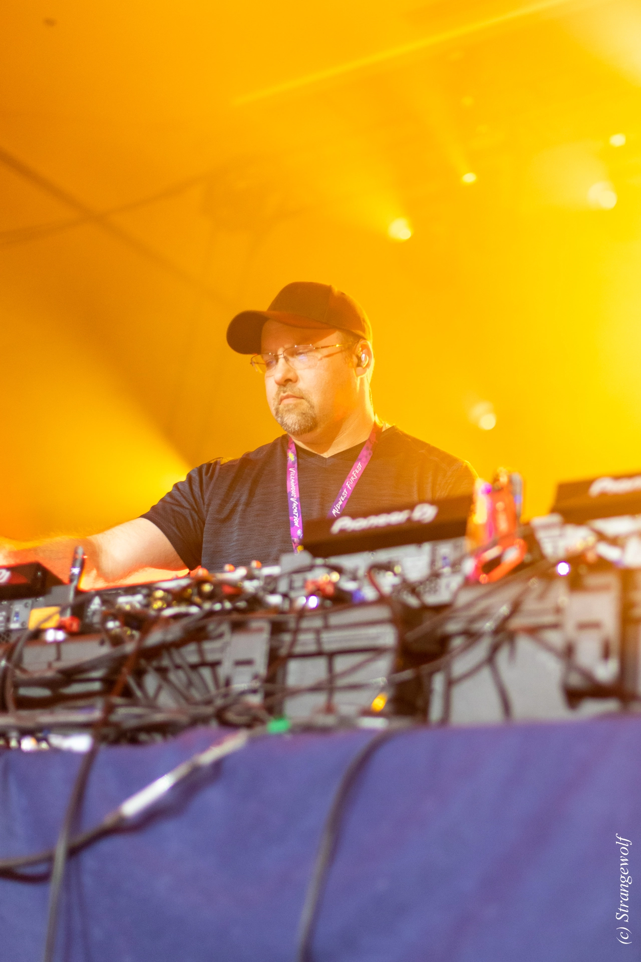 full image 1R3A0622-lr19t.jpg