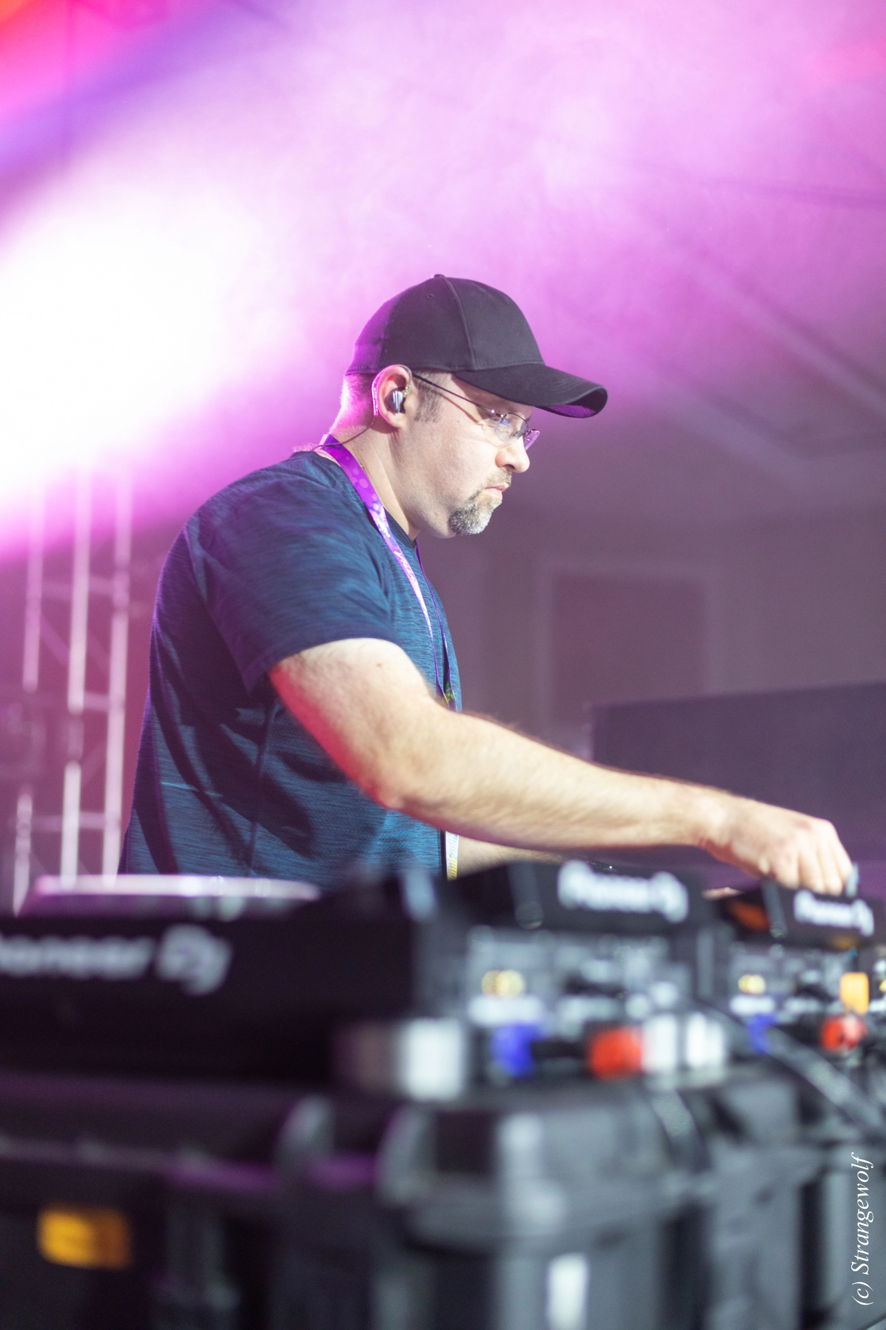 full image 1R3A0719-lr19t.jpg