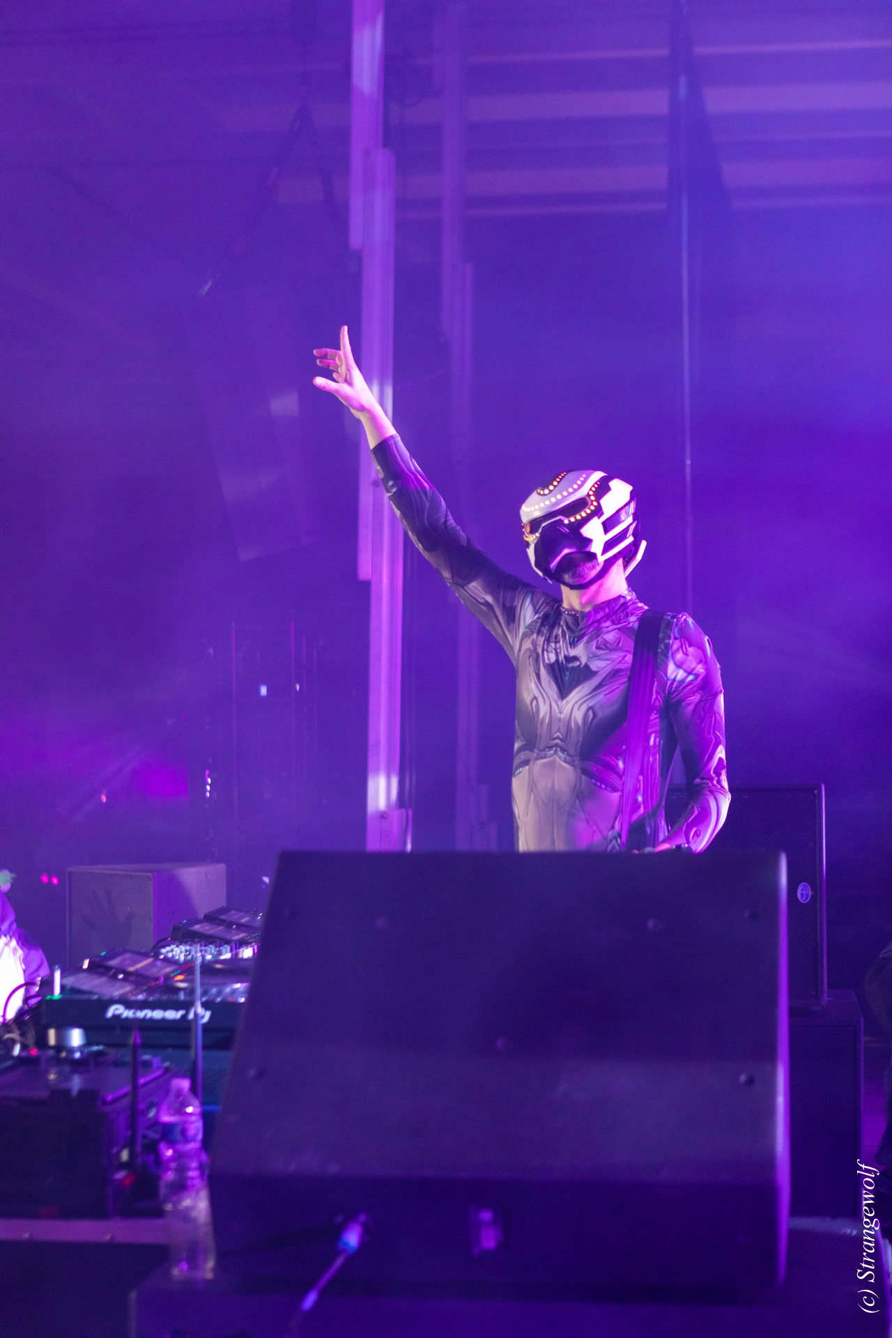 full image 1R3A4802-lr19t.jpg