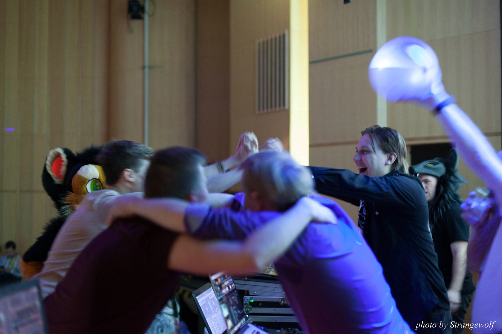 full image IMG_1816-lr16t.jpg