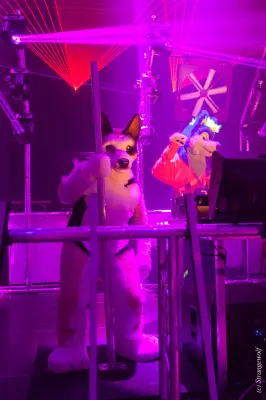 IMG_5036-lr19t.jpg of EF/EF24/