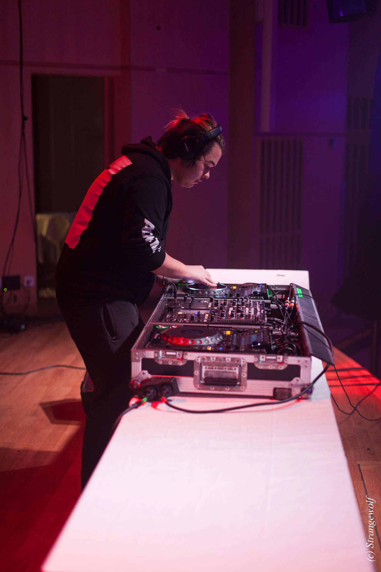 full image IMG_9959-lr19t.jpg