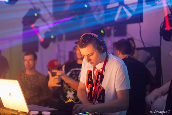 IMG_5482-lr19t.jpg of EF/EF24/