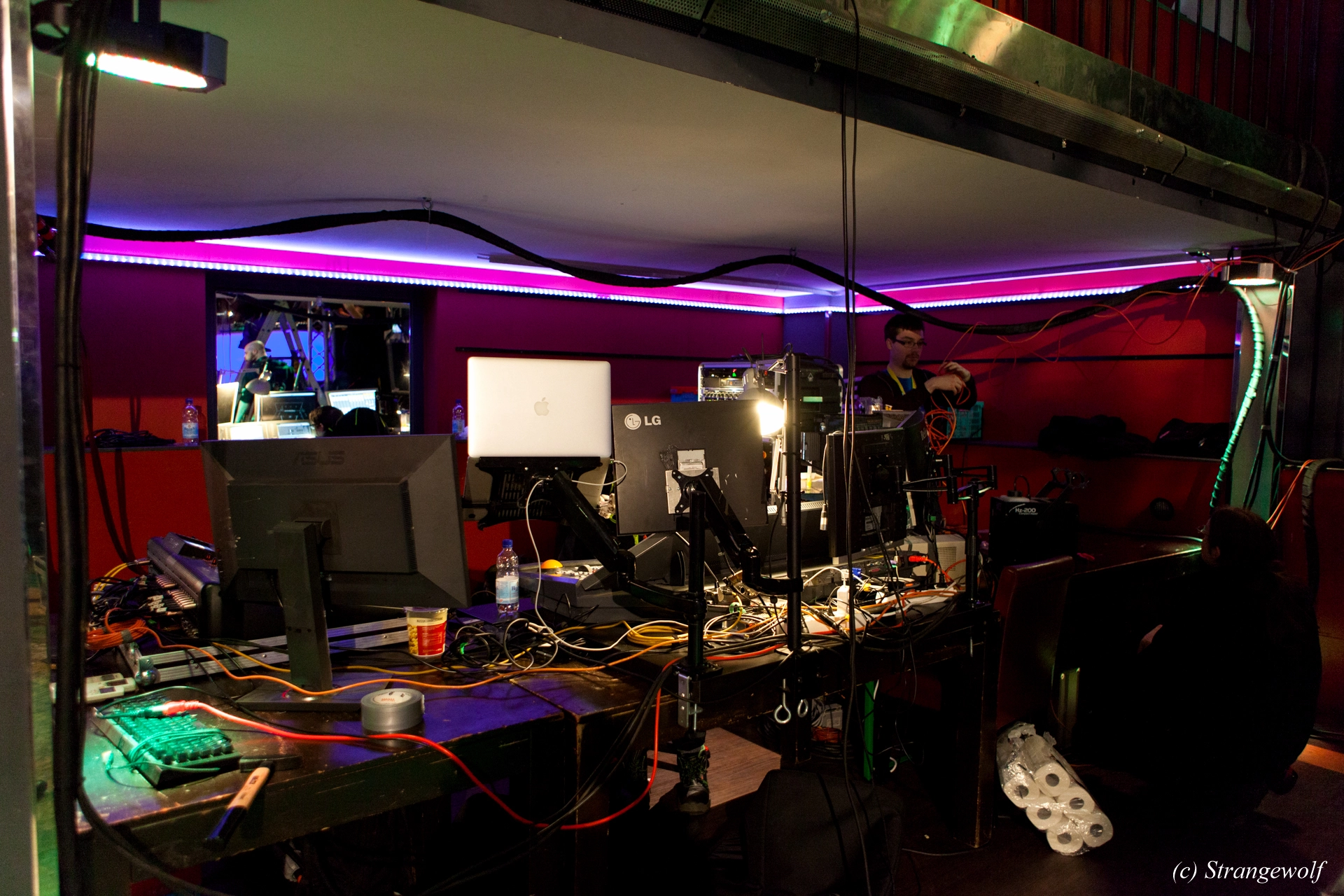 full image IMG_0413-lr19t.jpg