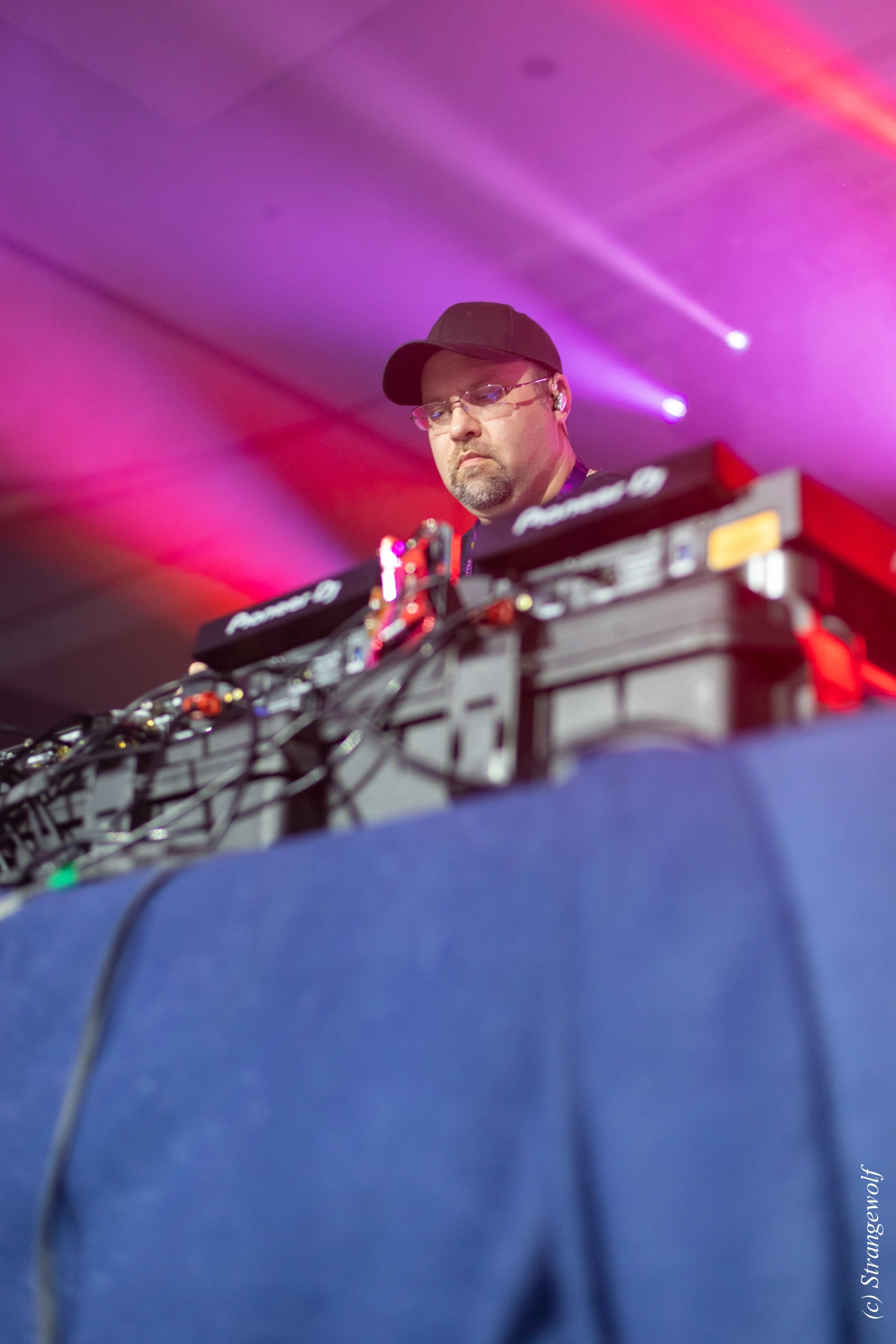 full image 1R3A0742-lr19t.jpg