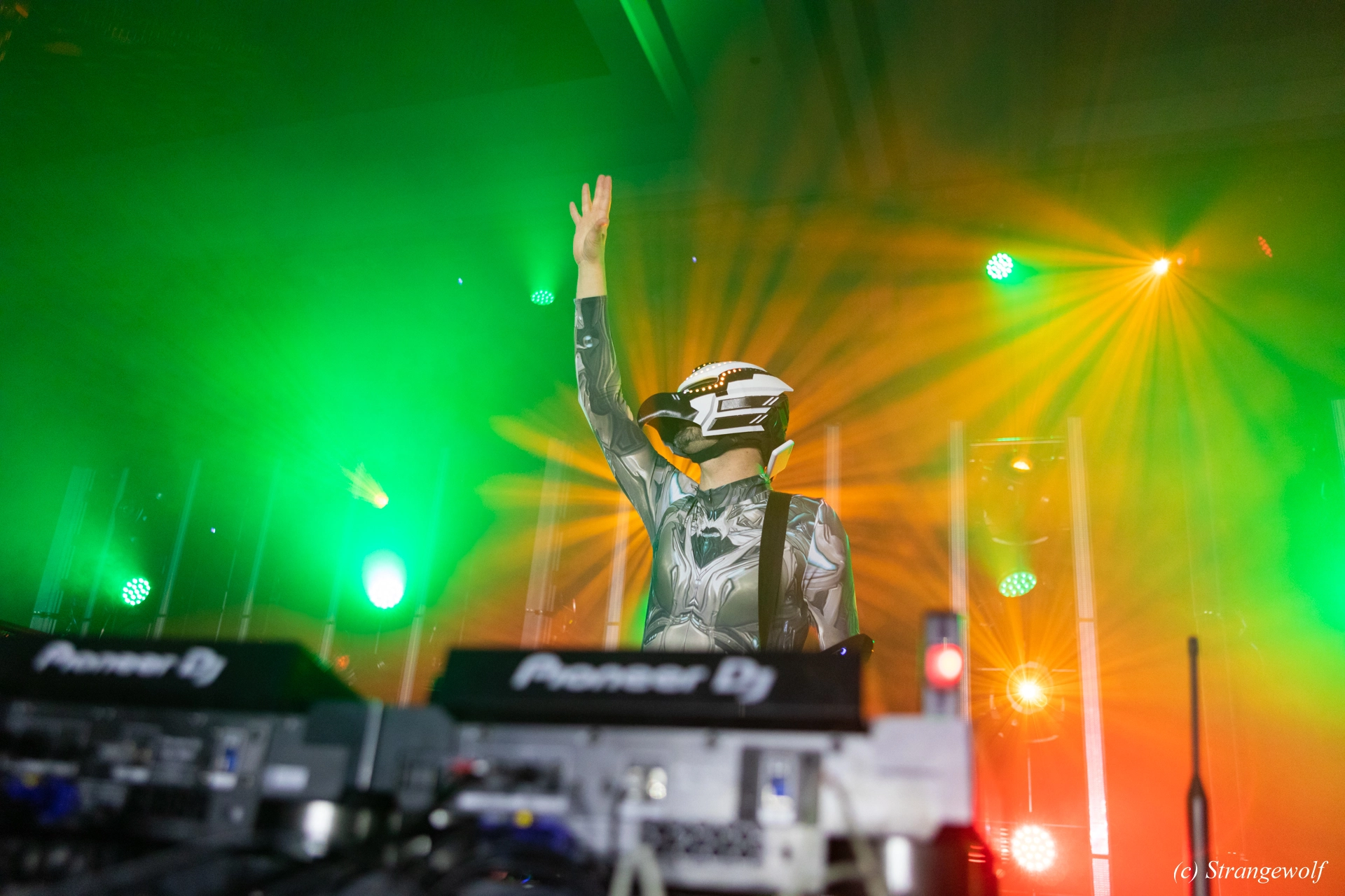 full image 1R3A4660-lr19t.jpg