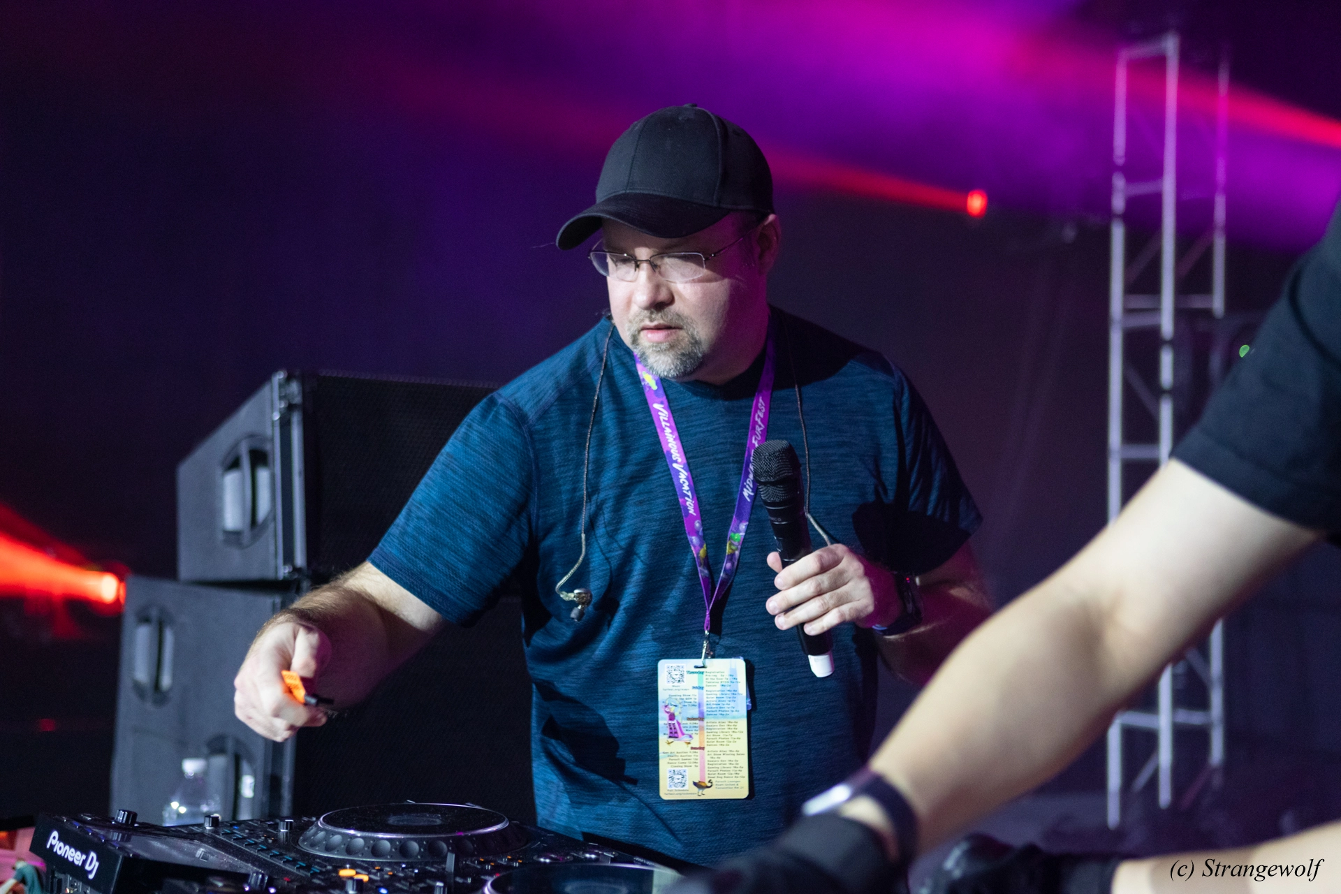 full image 1R3A0950-lr19t.jpg