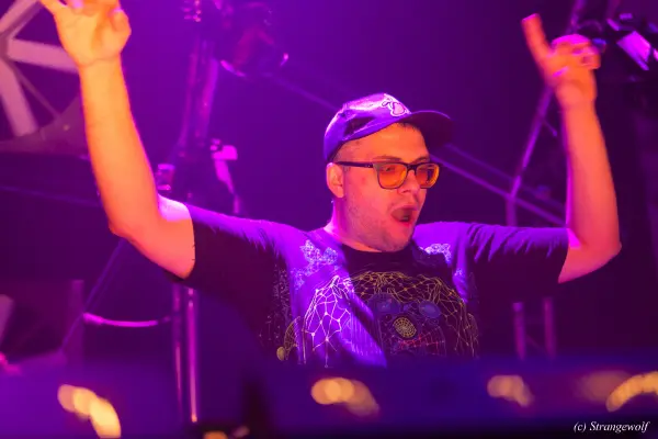 IMG_5058-lr19t.jpg of EF/EF24/