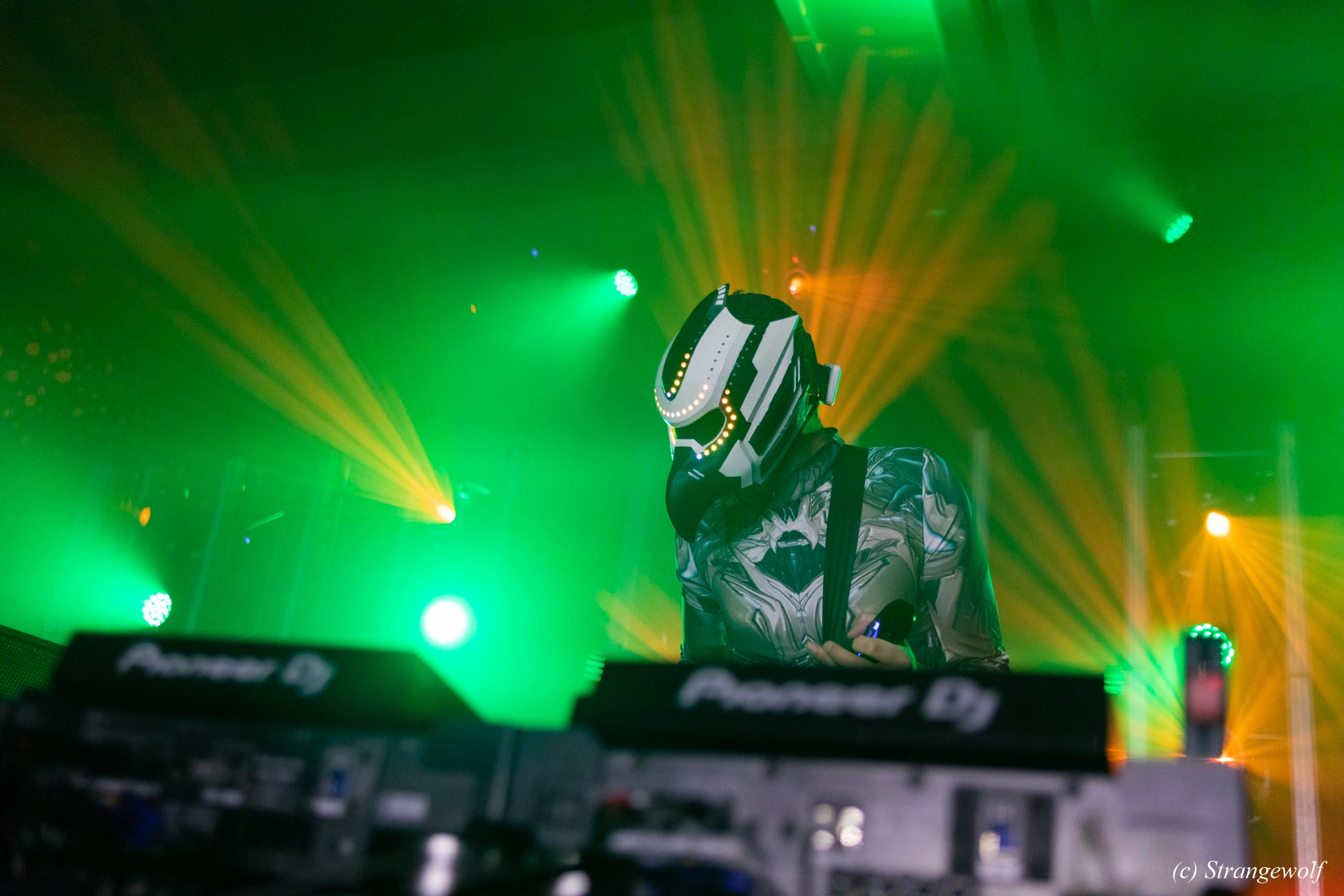 full image 1R3A4655-lr19t.jpg